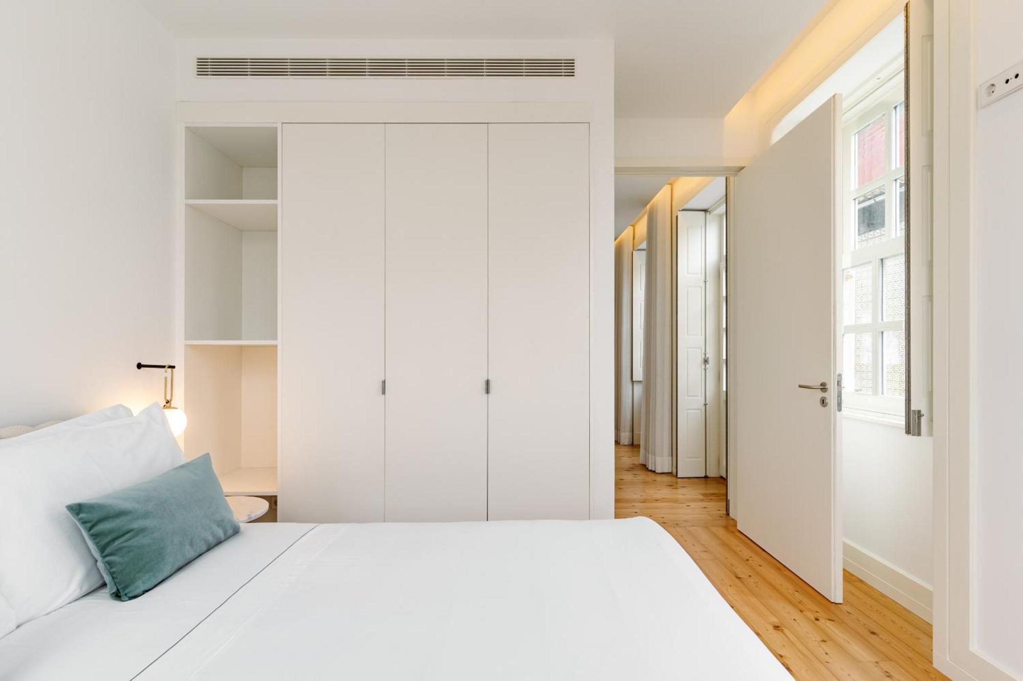 Ferienwohnung Feel Porto Clerigos Charm Flats Exterior foto