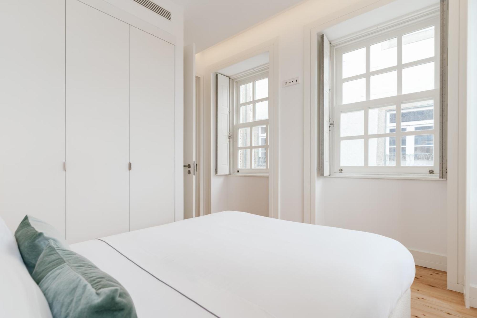 Ferienwohnung Feel Porto Clerigos Charm Flats Exterior foto