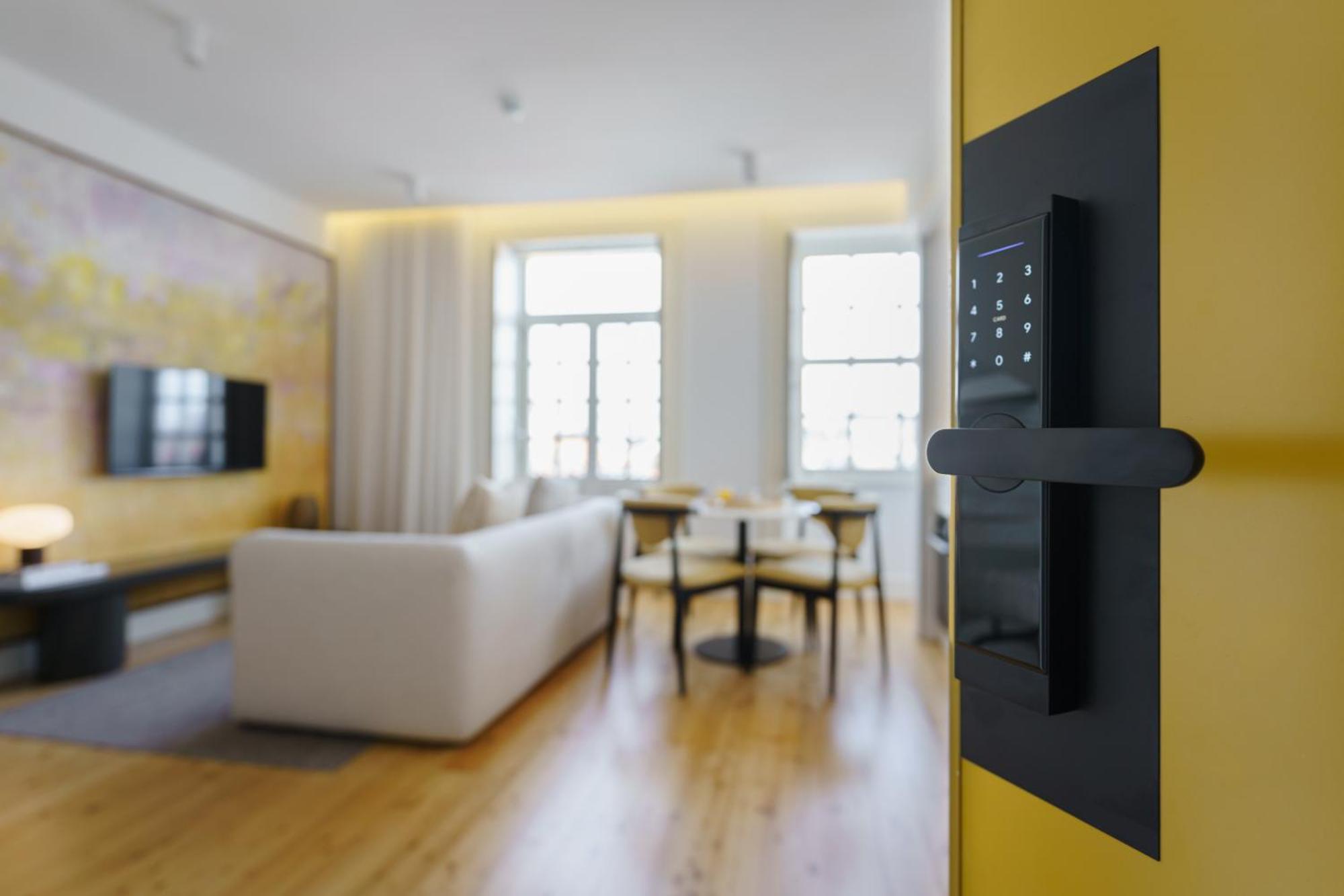 Ferienwohnung Feel Porto Clerigos Charm Flats Exterior foto